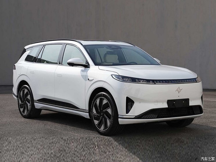 東風(fēng)乘用車 eπ008 2024款 EV 基本型