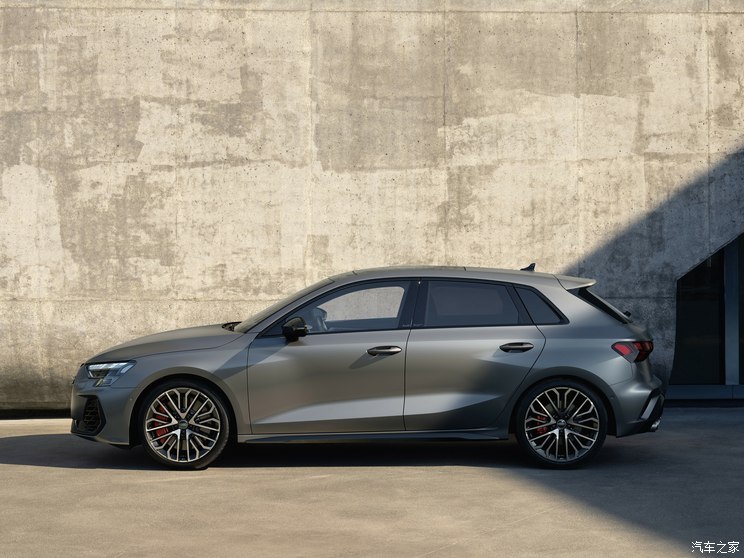 奧迪(進(jìn)口) 奧迪S3 2025款 S3 Sportback