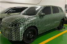纯电增程双动力!零跑全新紧凑型SUV A12首次曝光