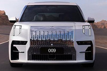 主打安全层面 极氪009迎来OTA升级!