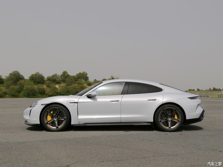 保時(shí)捷 Taycan 2024款 Taycan Turbo S