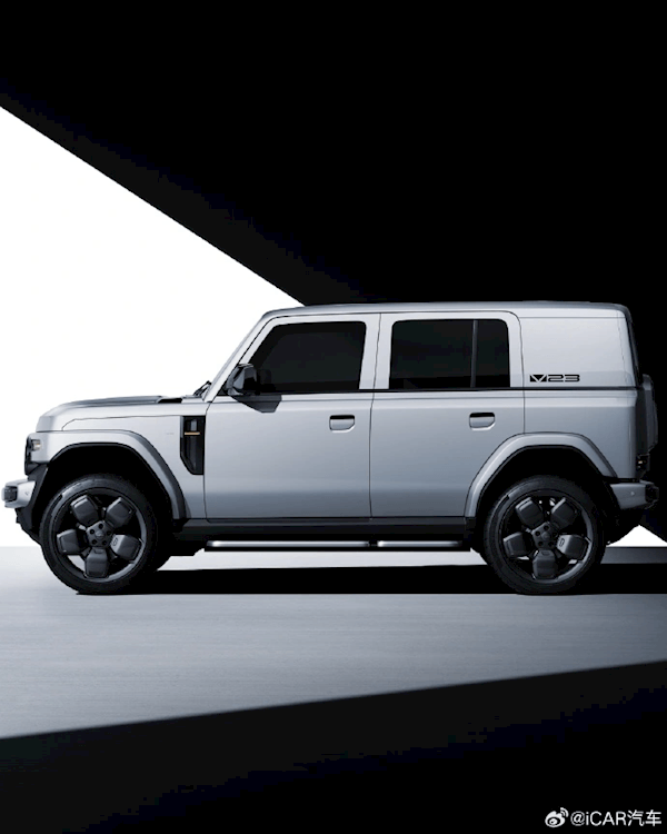 年輕人的第一臺“方盒子”！奇瑞iCAR X25亮相：前臉復(fù)古