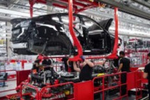 消息称特斯拉准备进行一轮裁员 2022年曾裁减一成受薪员工