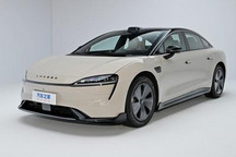 新款智界S7上市后首周末大定2079台