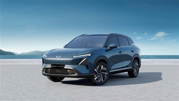 五菱全新SUV星辰PLUS實車亮相 博主直呼五菱換設計師了