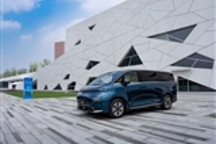 高端新能源MPV 又来了一个“搅局者”