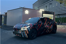 硬刚特斯拉Model Y!蔚来子品牌首车乐道L60凌晨换电被拍