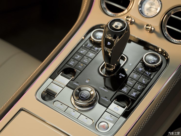 賓利 歐陸 2024款 GT Convertible Boodles by Mulliner 