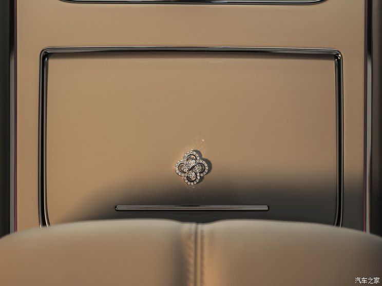 賓利 歐陸 2024款 GT Convertible Boodles by Mulliner 