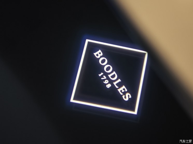 賓利 歐陸 2024款 GT Convertible Boodles by Mulliner 