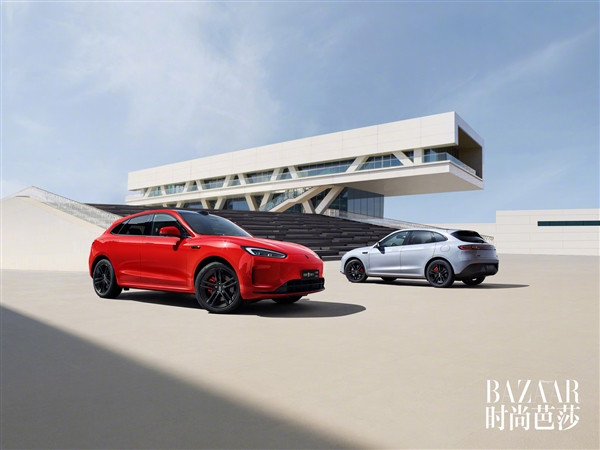 預售12小時超萬人下定！問界新M5官宣新車色大溪地灰
