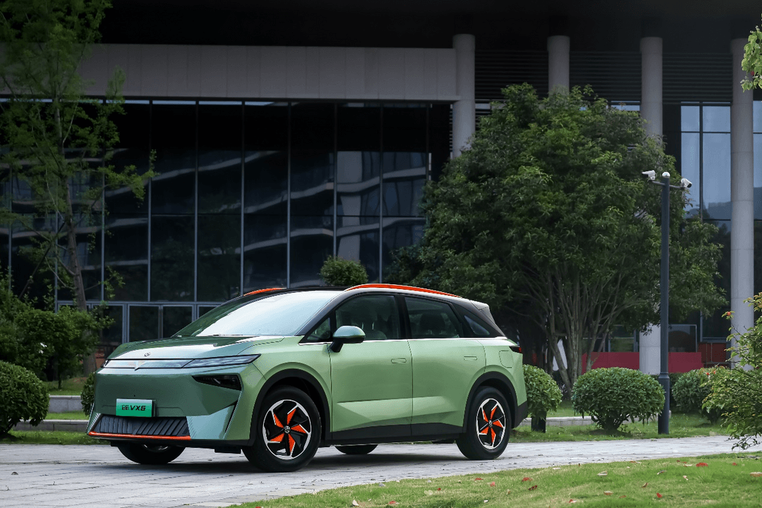 啟辰VX6全系煥新登場，百變床車“有容乃大”