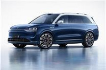 问界M9推送V4.2.1.4大更新：新手不怕误踩油门了