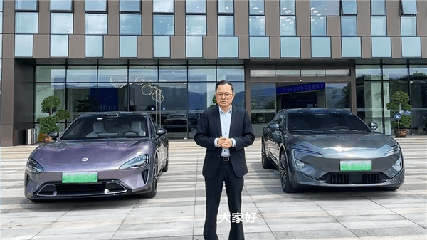 魏建軍后又一車企董事長親下場：長安汽車朱華榮試小米SU7