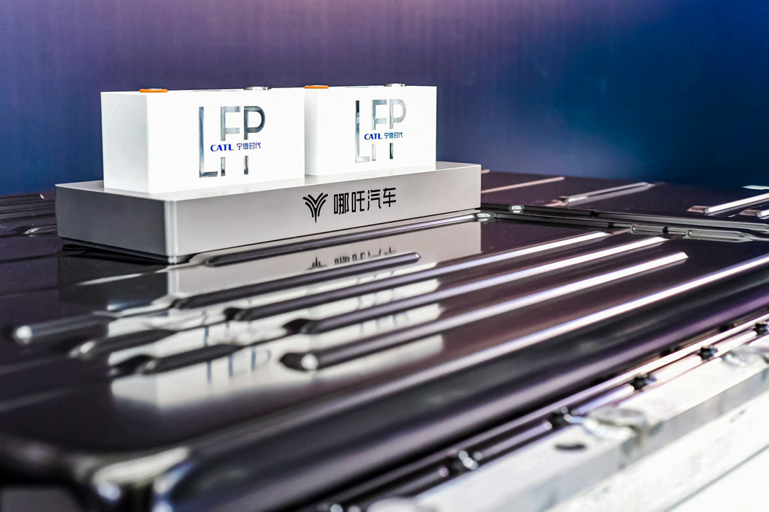 全球純電續航最長的增程車型上市，哪吒L售價12.99萬元起