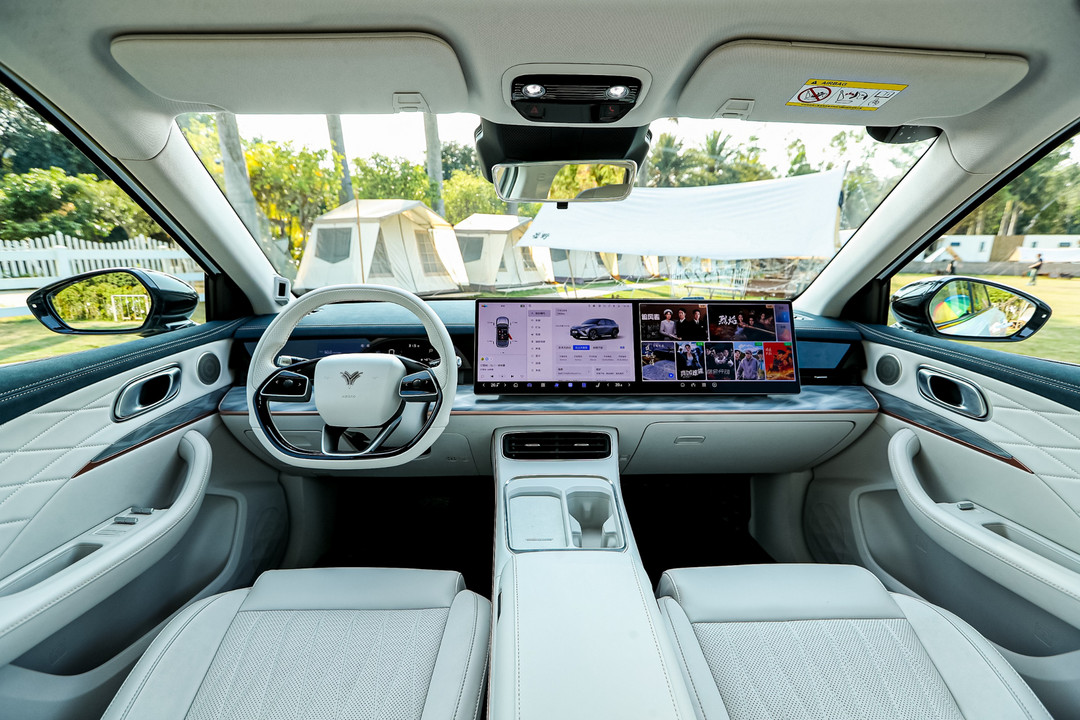 全球純電續航最長的增程車型上市，哪吒L售價12.99萬元起