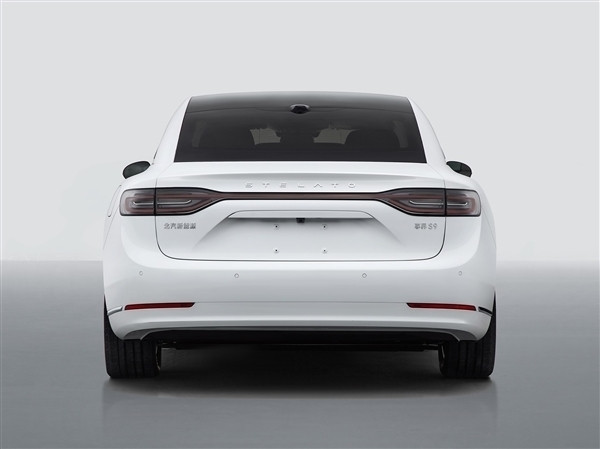 預計售價50萬起！華為全新旗艦級轎車享界S9將于北京車展首發(fā)