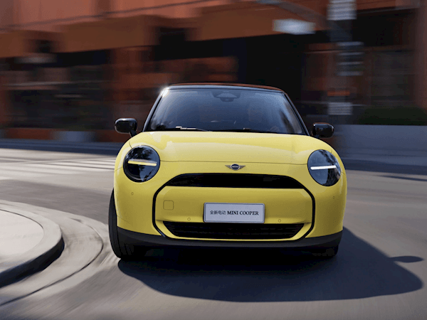 開辟豪華純電雙門小型車市場！全新MINI EV將于4月25日首發(fā)亮相