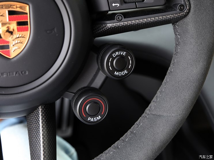 保時(shí)捷 Taycan 2024款 Taycan Turbo GT with Weissach Package
