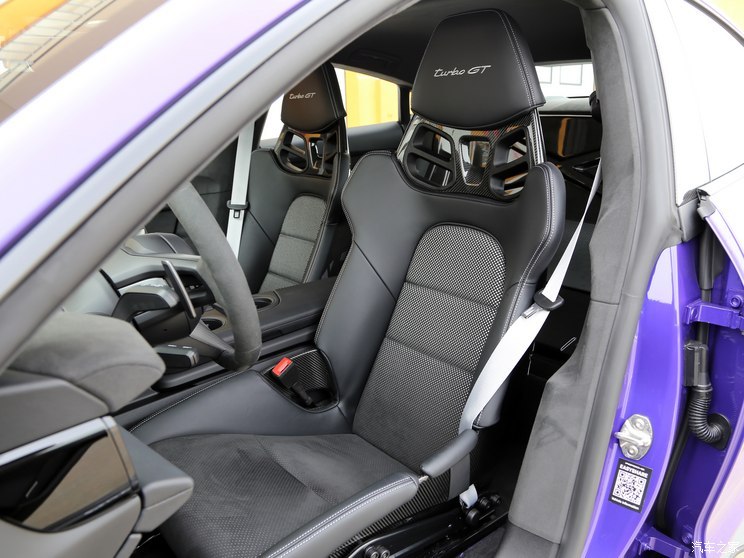 保時(shí)捷 Taycan 2024款 Taycan Turbo GT with Weissach Package