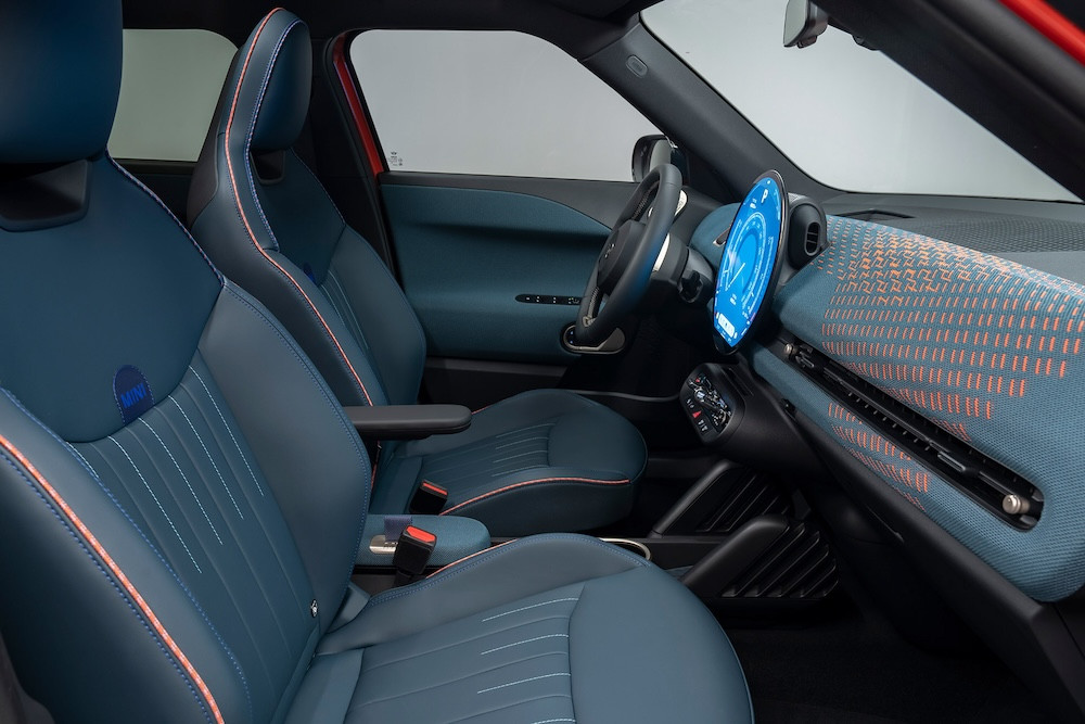 家族第一款5座跨界車型 電動MINI Aceman全球首發