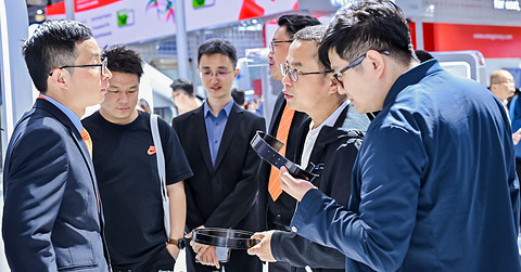 新能源汽车发展提速,材料供应商也在大展拳脚
