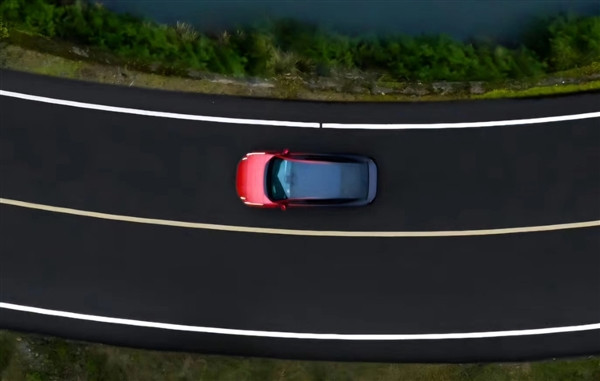 小米SU7又迎強敵 領(lǐng)克純電轎車ZERO官方諜照公布：速度感超強