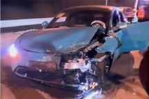 小米SU7 25%偏置碰撞车祸实战 奥迪A6完败