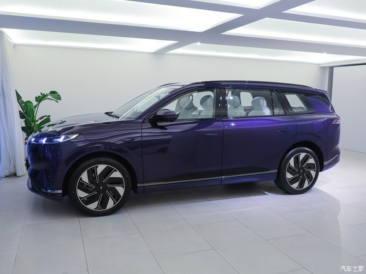 東風(fēng)乘用車 eπ008 2024款 增程 基本型