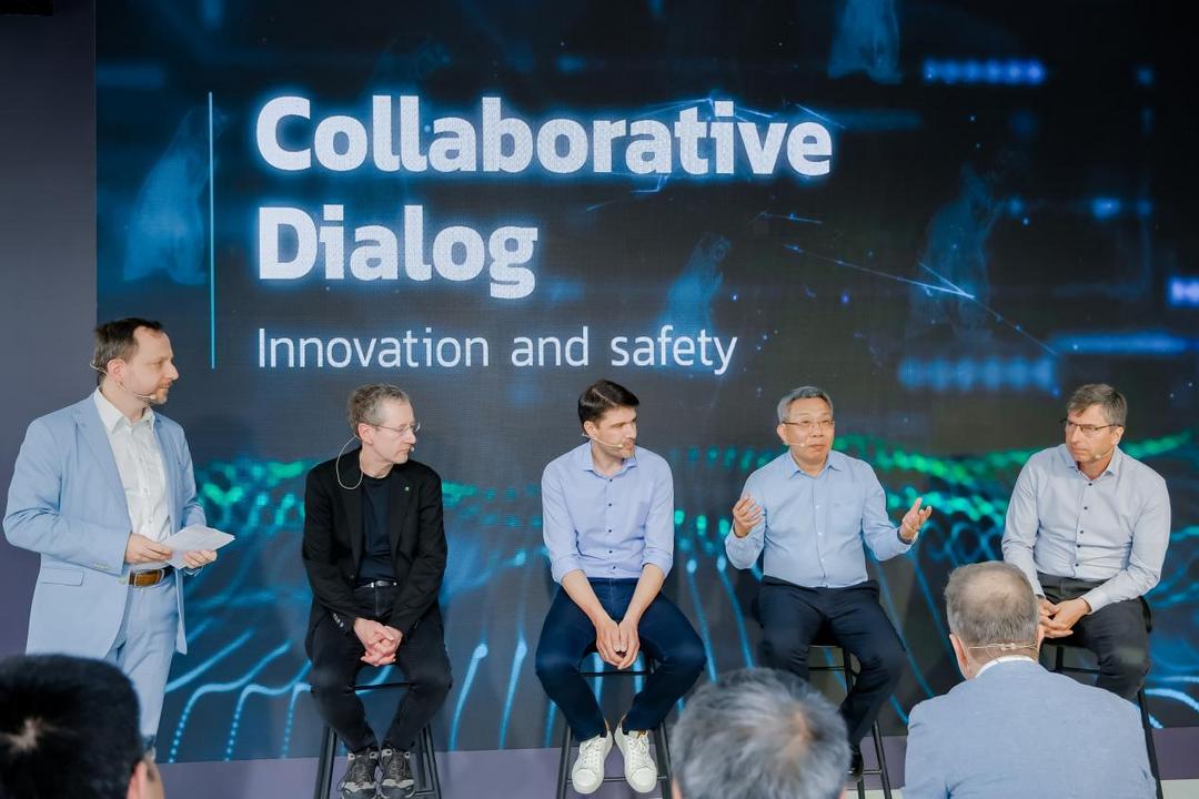 面向功能安全應(yīng)用，Elektrobit 推出全球首個(gè)開源汽車操作系統(tǒng)解決方案