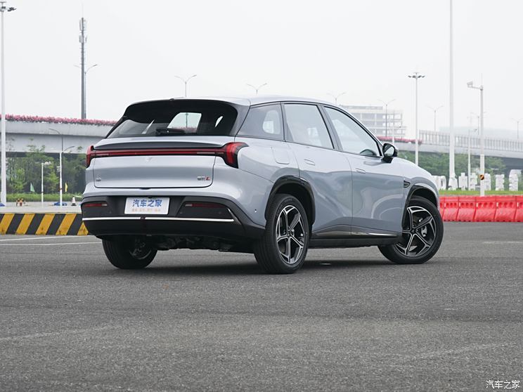 合眾汽車(chē) 哪吒L 2024款 310 閃充PRO版