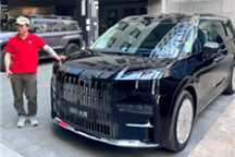 周鸿祎新座驾定了！售价近80万的国产纯电MPV