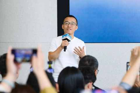 李斌变老