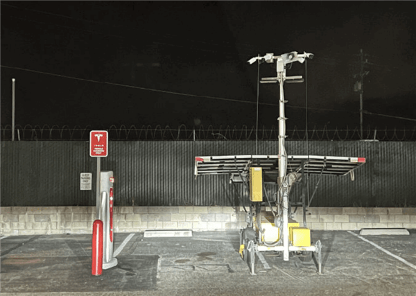美國多個(gè)特斯拉充電站遭竊：電纜被剪 動(dòng)機(jī)成謎