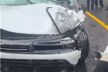 问界M7 25%偏置碰撞大货车：两车车损出乎意料