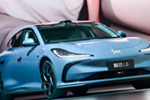 智己“疯了”，没开玩笑