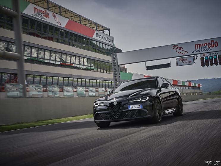 阿爾法?羅密歐 Giulia朱麗葉 2024款 Quadrifoglio Super Sport