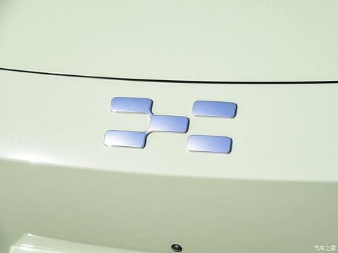 爱驰汽车 爱驰U6 2023款 好声音特别版 63kWh