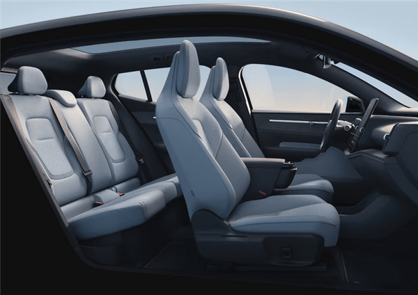 20.08萬起！沃爾沃入門級SUV EX30上市：最高續(xù)航590公里
