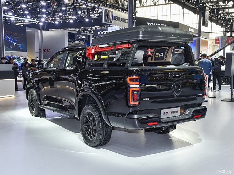 長城汽車 炮 2024款 2.4T乘用版自動(dòng)柴油四驅(qū)尊享型