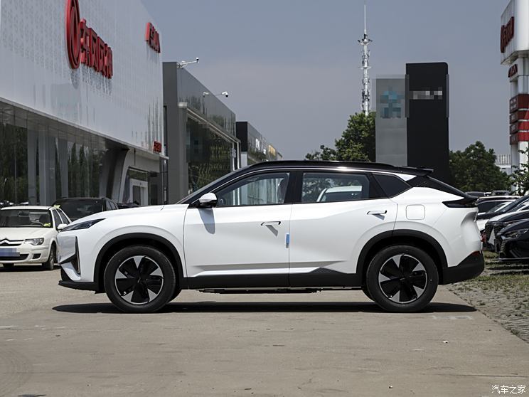 東風(fēng)乘用車(chē) 風(fēng)神L7新能源 2024款 205 Pro