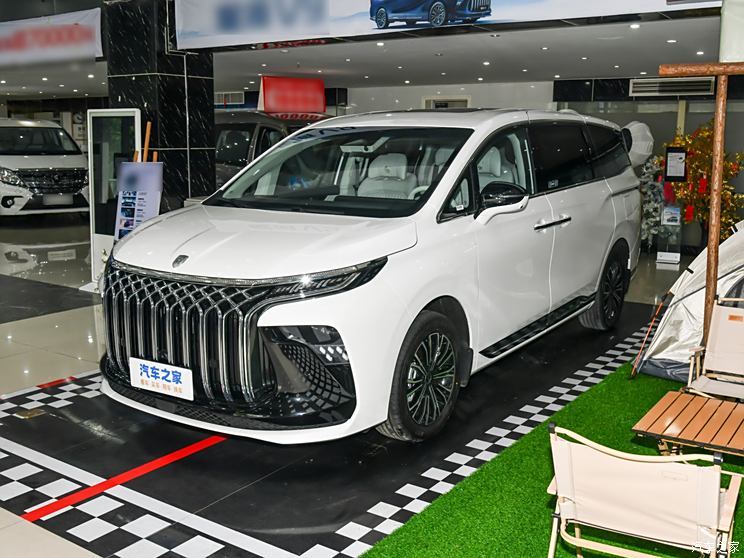東風(fēng)風(fēng)行 星海V9 2024款 1.5TD 200km 中國結(jié)系列 尊享型