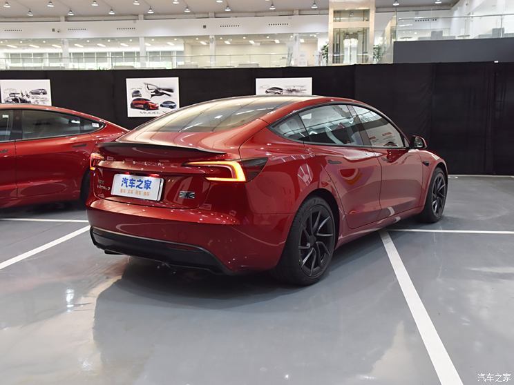 特斯拉中國 Model 3 2024款 高性能全輪驅(qū)動版