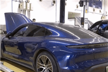 女车主花109万保时捷Taycan：3年修了十几次