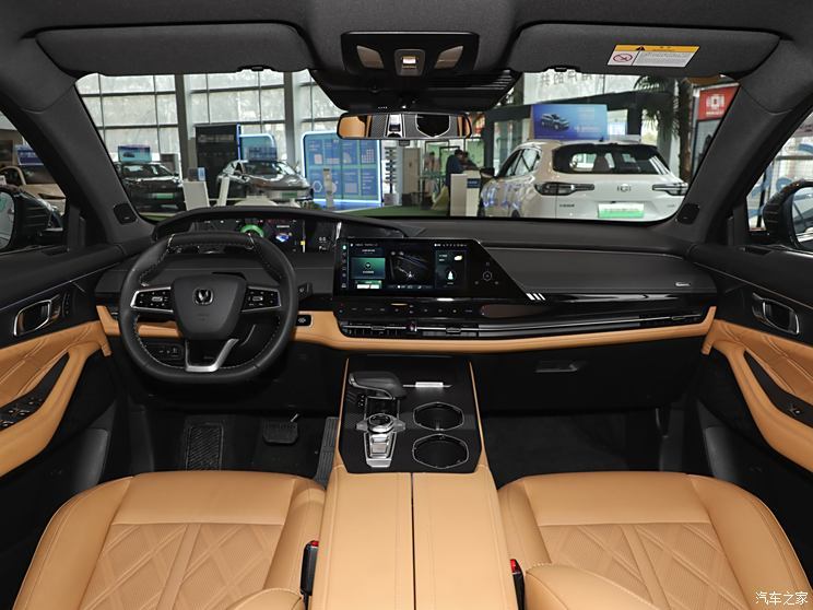長安汽車 長安UNI-K 2024款 2.0T 兩驅(qū)悅領(lǐng)型