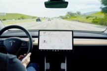 百度:正考虑和特斯拉在Robotaxi项目上开展合作