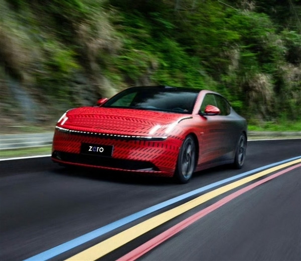 懷擋+極簡風設計！領克ZERO內(nèi)飾曝光：定位中大型純電轎車