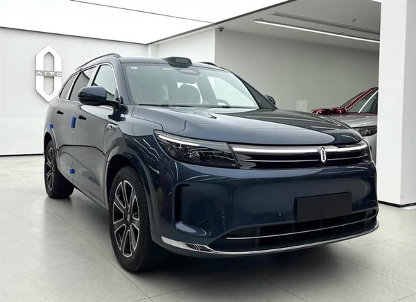 余承東：問界新M7 Max煥新版的移動音樂廳 百萬豪車都不具備