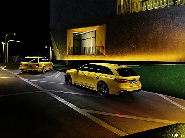 Audi Sport 奧迪RS 4 2024款 RS4 Avant edition 25 years