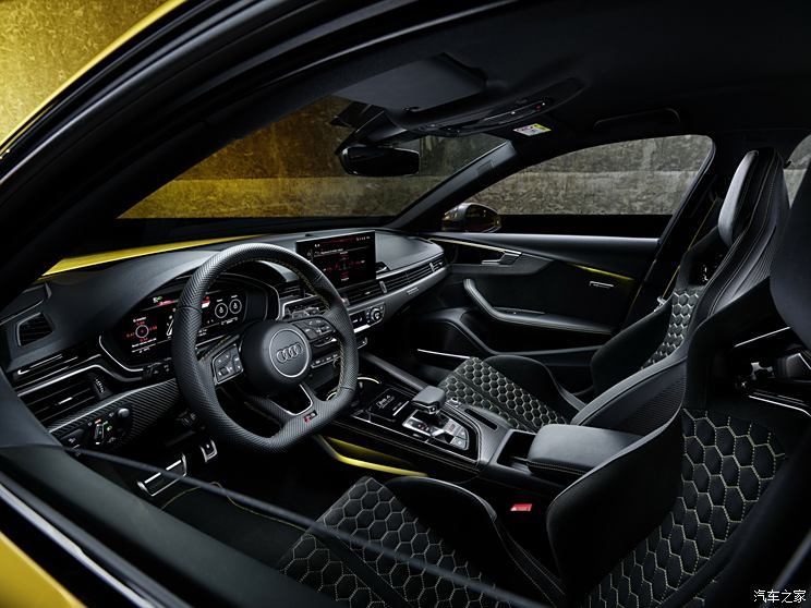 Audi Sport 奧迪RS 4 2024款 RS4 Avant edition 25 years